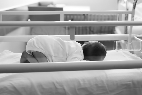 Erste Babybilder im Krankenhaus Pirmasens, ungestellt, natürlich
