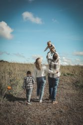 Kürbisfeld Shootings by Christina De Vivo Photography bei Landstuhl Fotos der Fotografin Christina De Vivo auf einem Kürbisfeld