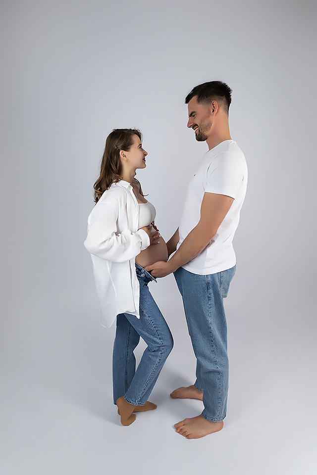 Babybauchfotos-Kaiserslautern-Pirmasens-Landstuhl-Christina-DeVivo. Babybauchbilder für werdende Eltern bei Pirmasens | Christina De Vivo