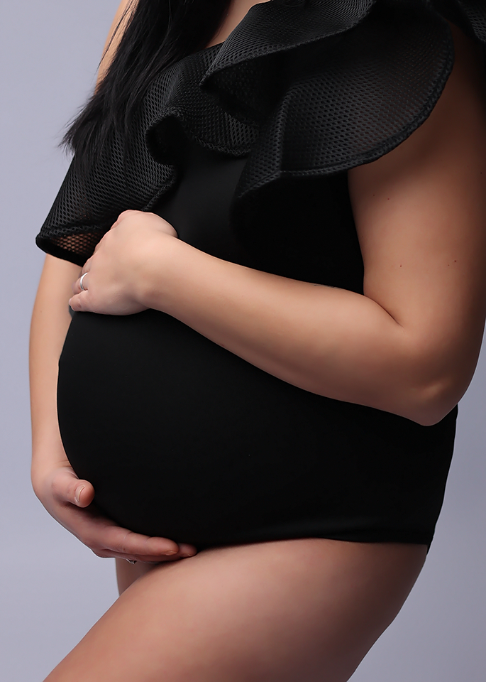 Kundenkleiderschrank für dein Babybauchshooting bei Pirmasens Christina De Vivo Photography
