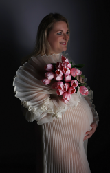Kundenkleiderschrank für dein Babybauchshooting bei Pirmasens Christina De Vivo Photography