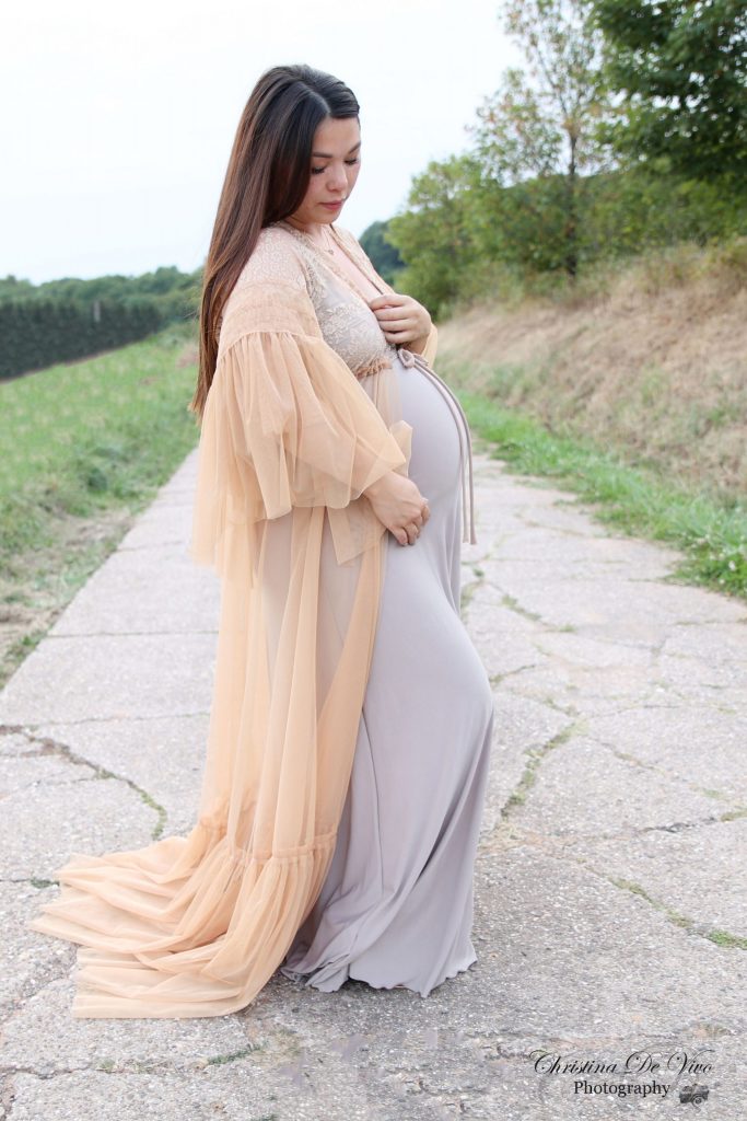 Kundenkleiderschrank für dein Babybauchshooting bei Pirmasens Christina De Vivo Photography