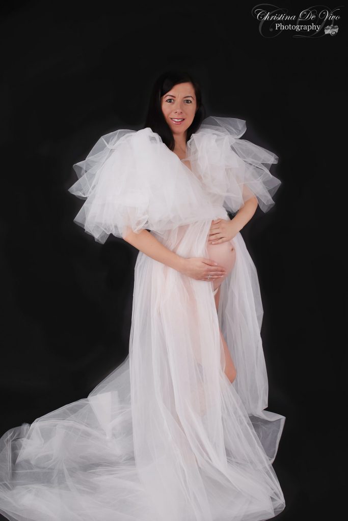 Kundenkleiderschrank für dein Babybauchshooting bei Pirmasens Christina De Vivo Photography