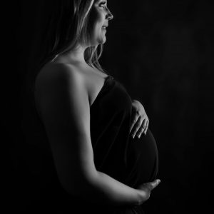 Kundenkleiderschrank für dein Babybauchshooting bei Pirmasens Christina De Vivo Photography