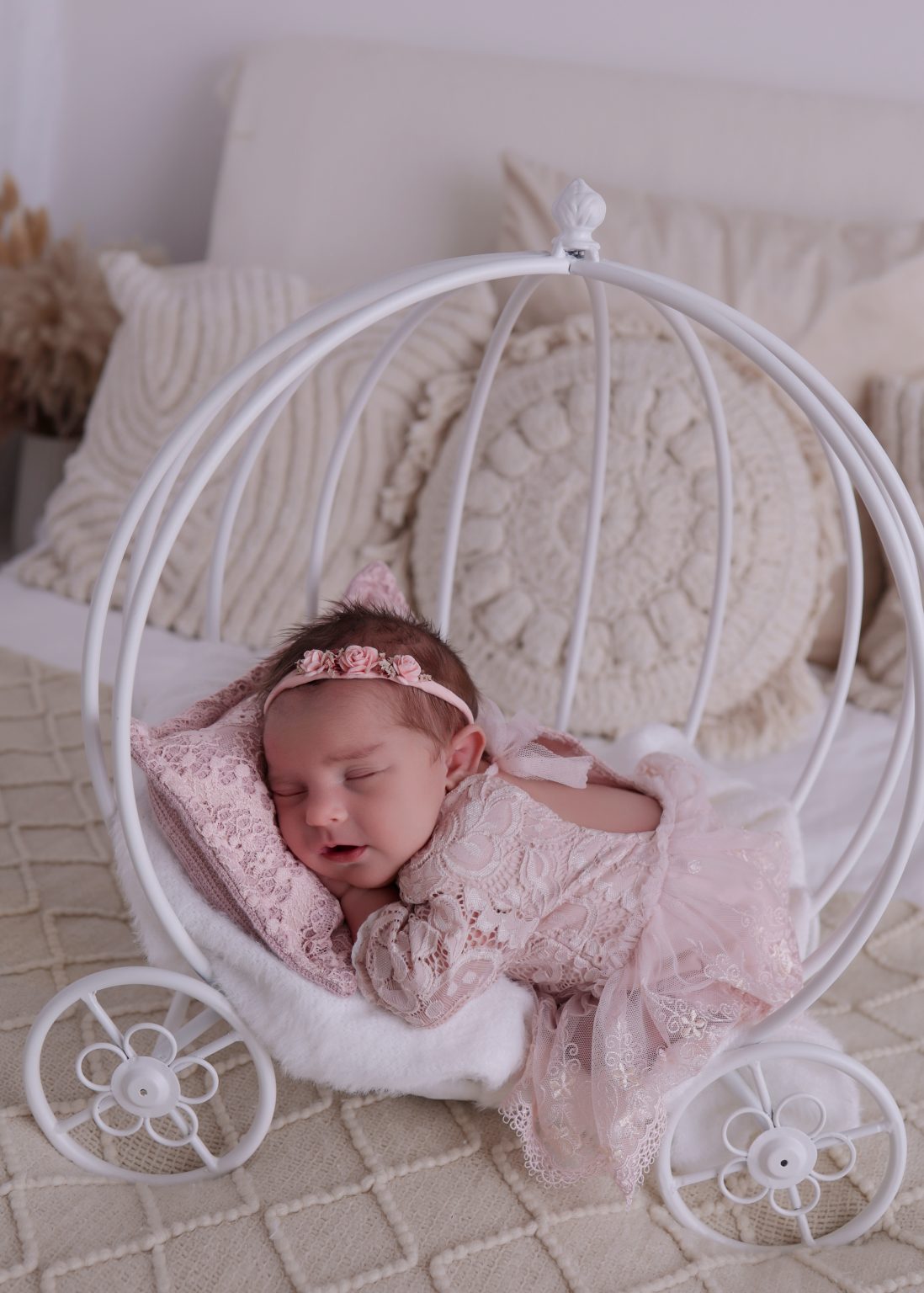 Babyfotograf bei Pirmasens Landstuhl Zweibrücken Homburg Fehrbach Kaiserslautern | Christina De Vivo Photography