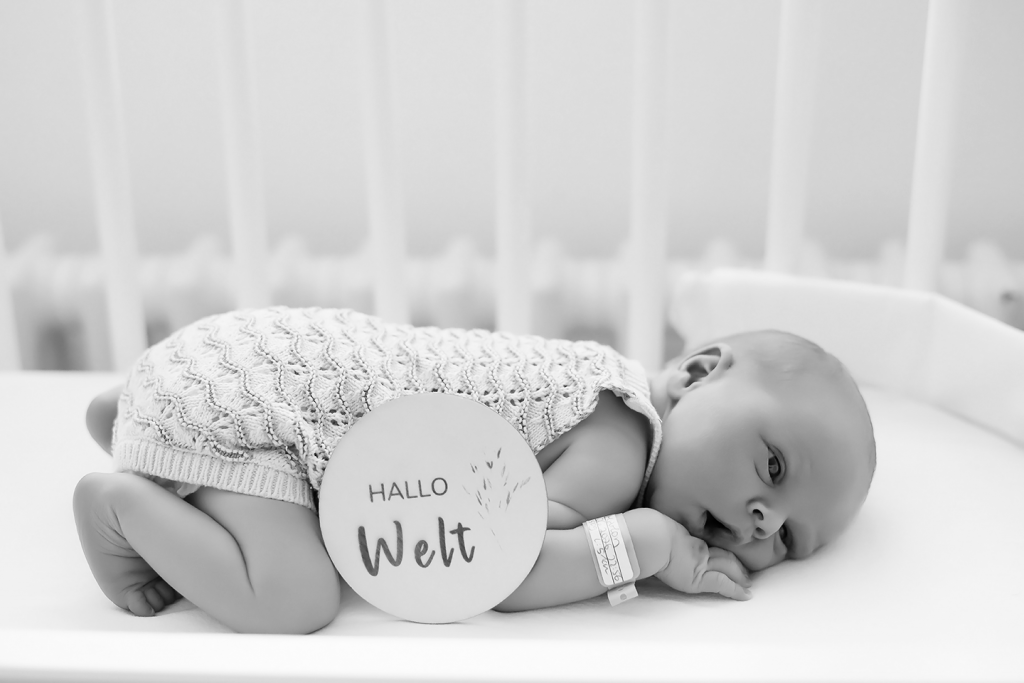Die ersten Erinnerungen eures Babys direkt im Krankenhaus Pirmasens by Christina De Vivo Photography