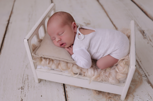 Newborn Photographer near Ramstein Christina De Vivo Base