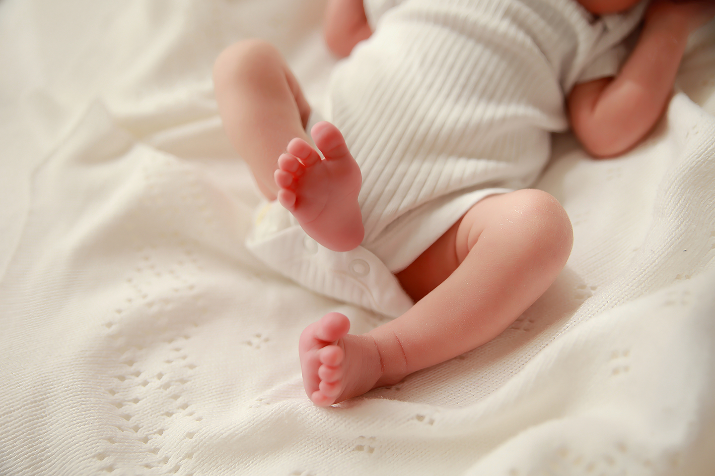 Natürliche Babyfotografie by Christina De Vivo Photography für die Region Neunkirchen