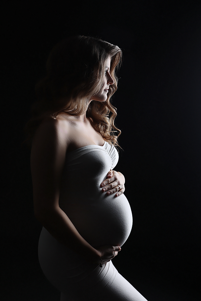 Babybauchshooting bei Neunkirchen für mega Babybauchbilder by Christina De Vivo Photography