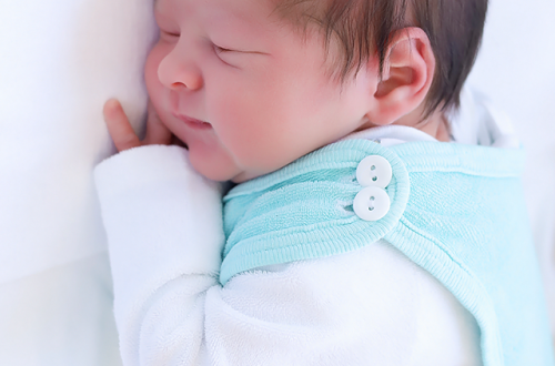 Fresh48 erste Bilder im Krankenhaus Pirmasens by Babyfotograf Christina De Vivo