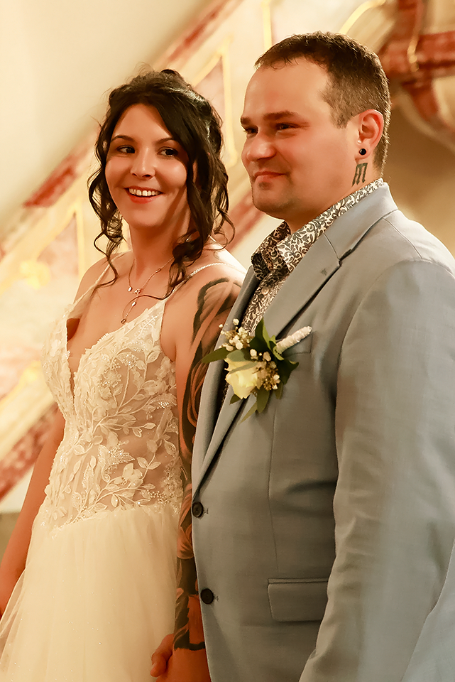 Natürlich, echt und voller Gefühl. Ich begleite eure Hochzeit in Pirmasens & der Südwestpfalz. Entdeckt mein Portfolio & sichert euch euren Termin!