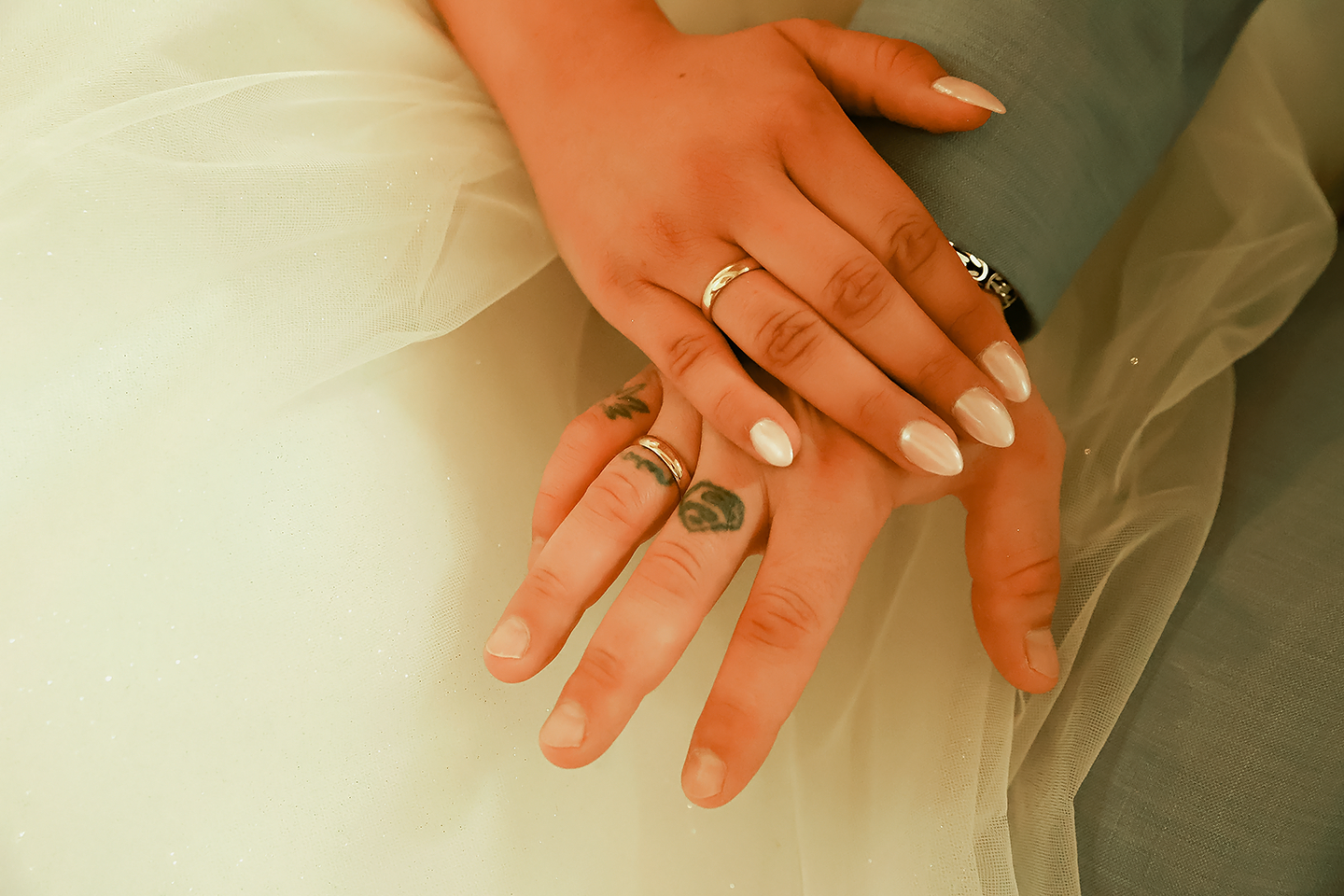 Natürlich, echt und voller Gefühl. Ich begleite eure Hochzeit in Pirmasens & der Südwestpfalz. Entdeckt mein Portfolio & sichert euch euren Termin!