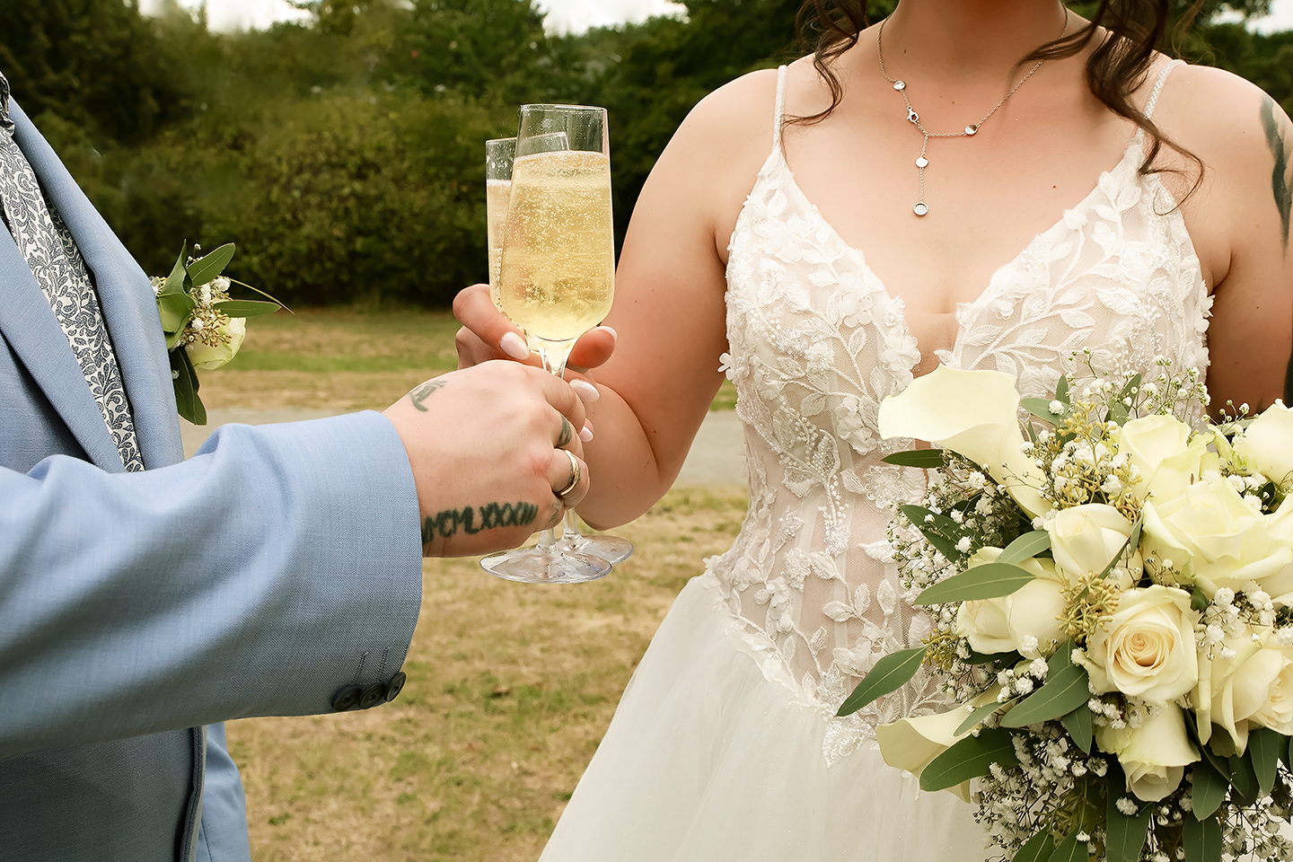 Emotional & authentisch: Ich halte eure schönsten Hochzeitsmomente in Pirmasens & Umgebung fest. Jetzt Wunschtermin für eure Traumhochzeit anfragen!