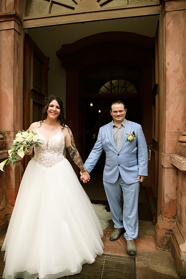 Eure Traumhochzeit in Pirmasens in zeitlosen Bildern. Professionelle Reportagen & emotionale Paarfotos von Christina De Vivo. Jetzt Kennenlernen vereinbaren!